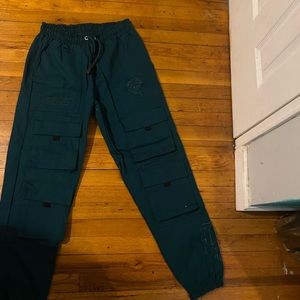 Green cargo front pocket pants